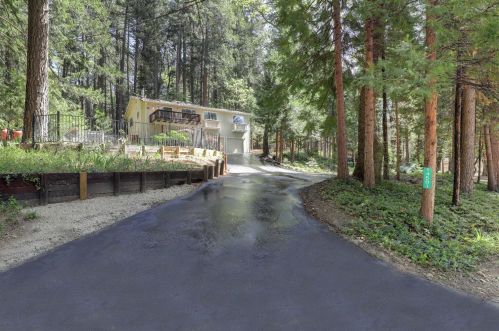 14581 Anchor Ln, Grass Valley, CA 95945-9332