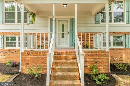 105 Patterson Ave, Fredericksburg, VA 22407-1405