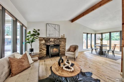 3374 Janet Dr, South Lake Tahoe, CA 96150-8028