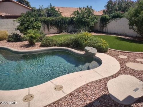 1714 Boston St, Chandler, AZ 85224-6454