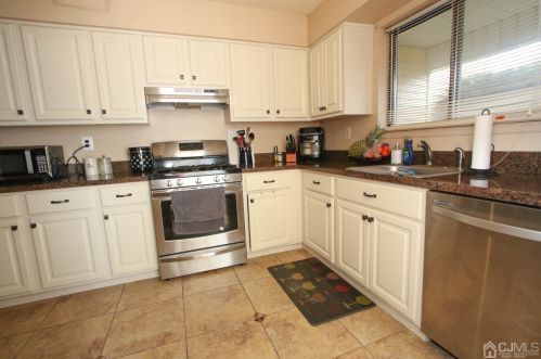 42 Front Ct, Old Bridge NJ  08857-1943 exterior