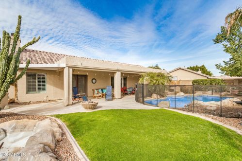 6109 Villa Theresa Dr, Glendale AZ  85308-8094 exterior