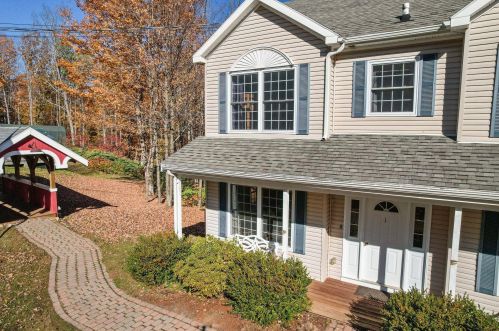 492 Alton Mountain Rd, Alton, NH 03810-4319