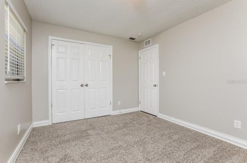 5321 Hillside Dr, Orlando FL  32810-1711 exterior