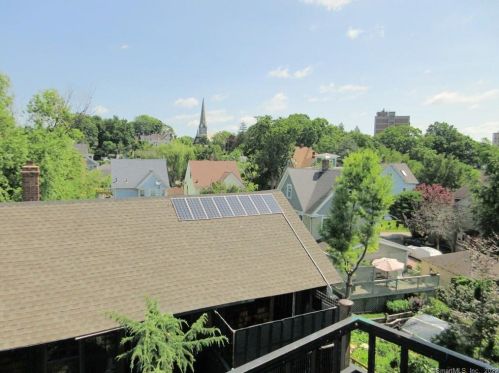 13 Manwaring St, United States Coast Guard Ac CT  06320-5619 exterior