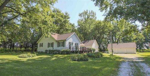 3329 Oxley Rd, Shady Grove, IA 50648-9505