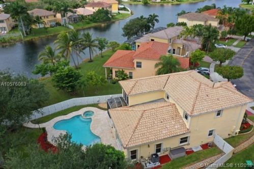 13190 32nd St, Hollywood FL  33027-3842 exterior