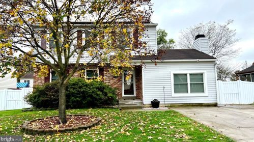 27 Roberta Ct, Bear, DE 19701-1684