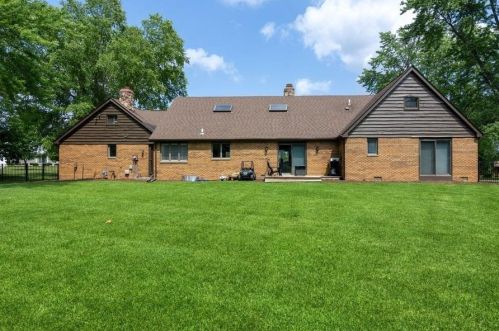 9394 Olcott Ave, Dyer IN  46373-9234 exterior