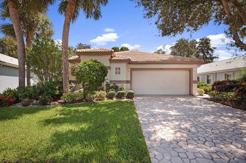 5616 Swaying Palm Ln, Boynton Beach, FL 33437-4224
