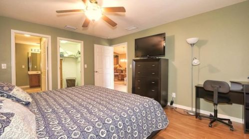 18269 Minorea Ln, Lehigh Acres FL 33936-6048 exterior