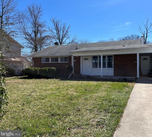 7304 Exmore St, Springfield VA  22150-4024 exterior