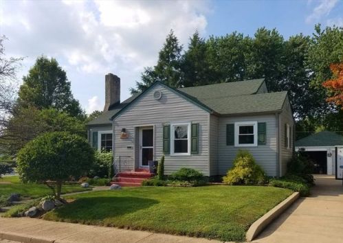 302 Hemlock Dr, Frankfort, IN 46041-3174