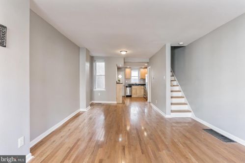 2022 Manton St, Philadelphia PA  19146-4328 exterior