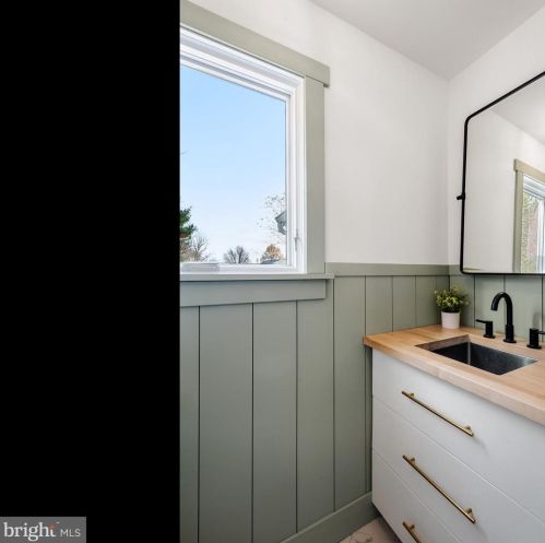 440 Font Rd, Downingtown PA  19335-1526 exterior