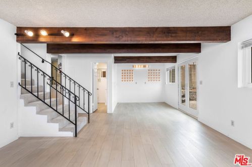609 35th St, Manhattan Beach CA  90266-3427 exterior