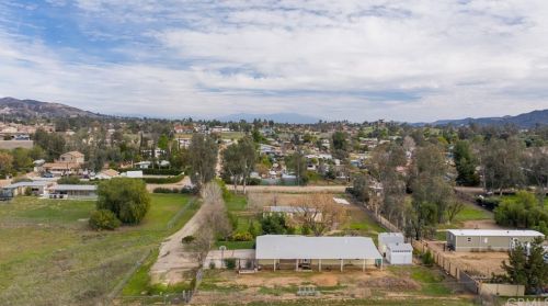 20235 Guffy Ln, Wildomar CA 92595-8798 exterior