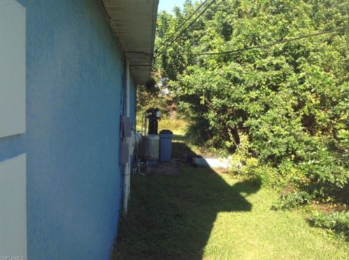 4612 26 St, Lehigh Acres FL  exterior