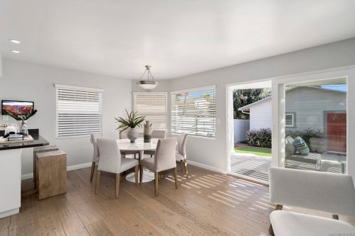 1151 Turquoise St, San Diego CA 92109-1247 exterior