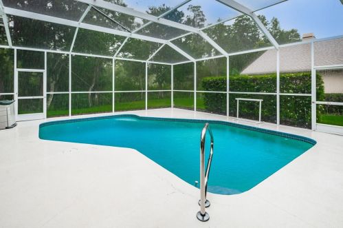 1242 Arlinbrook Dr, New Port Richey, FL 34655-4556