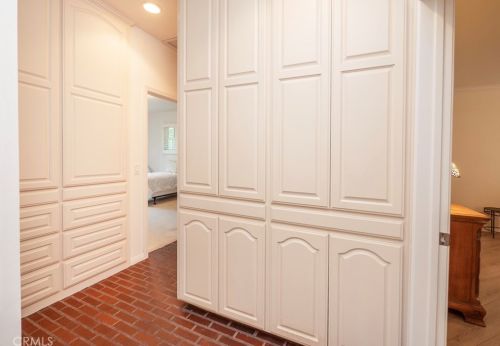 1520 Bonita Vista Dr, San Bernardino CA  92404-2104 exterior