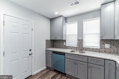 5908 Chew Ave, Philadelphia PA  19138-1514 exterior