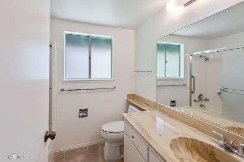 643 Dana Dr, Santa Paula CA  93060-1614 exterior