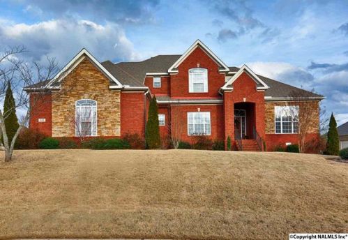 132 The Bend Dr, Madison, AL 35757-8120