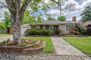 2412 Parkwood Dr, Sacramento, CA 95825-0328