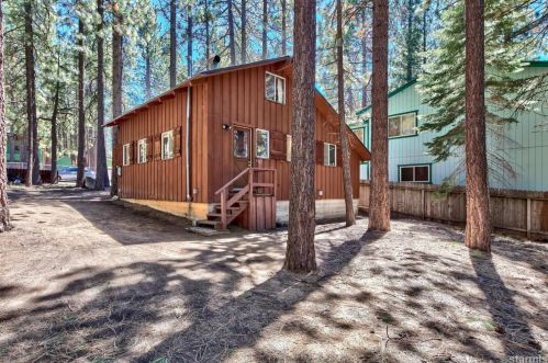 3727 Larch Ave, South Lake Tahoe CA  96150-8504 exterior