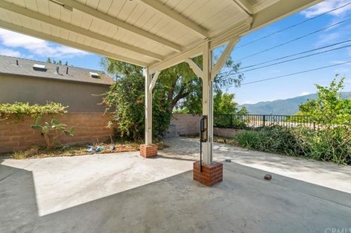 3704 El Caminito, Glendale CA 91214-1026 exterior