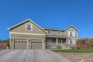 336 Canyon Creek Dr, Wenatchee, WA 98801-2488