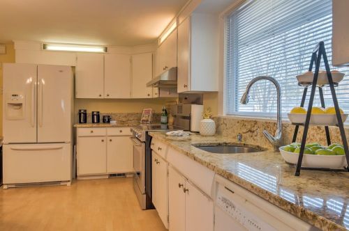 29 Russell St, Keene NH  03431-2353 exterior