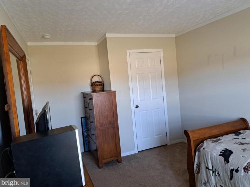 921 Fairview Rd, Richmond National Battlefiel VA  22835-5605 exterior