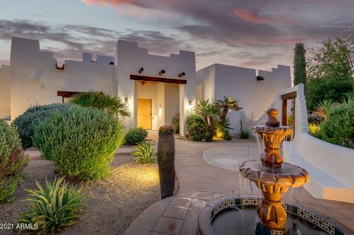4401 Indigo Bay Dr, Gilbert, AZ 85234-0203