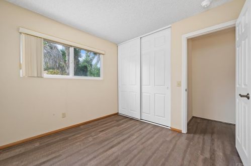 4047 Vista Calaveras St, Oceanside CA  92056-4607 exterior