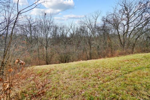 421 Ripple Creek Dr, Covington KY  41018-2684 exterior