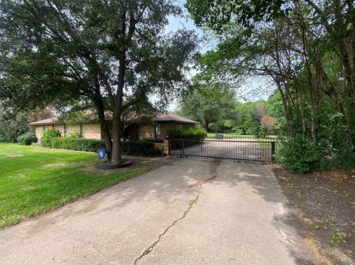 214 Kimberly Hl, Palmer, TX 75152-9576
