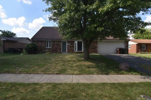 582 Idaho Dr, Xenia, OH 45385-4624