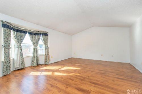 27 Nathan Dr, Old Bridge NJ  08857-2789 exterior