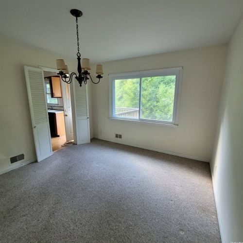 21 Maplewood Rd, Hartsdale NY  10530-1626 exterior