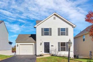 725 Thomas Armor Dr, Bittersville, PA 17366-9009