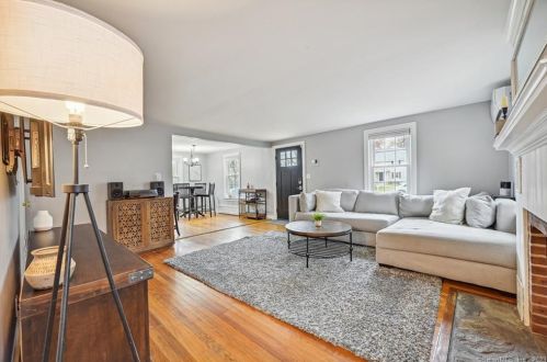 141 Cedarhurst Ln, Milford CT  06461-2723 exterior