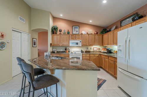 36708 Rockcrest Dr, Tucson AZ 85739-1176 exterior