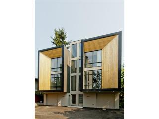 2814 Genesee St, Seattle, WA 98126-1625