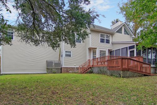 200 Oak Pt Lndg Dr, Mount Pleasant SC  29464-6283 exterior