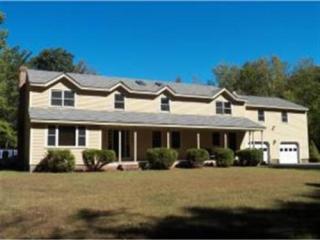 384 Deerfield Rd, Allenstown, NH 03275-2611