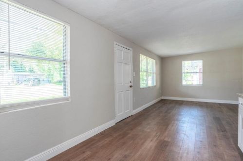 2960 23rd St, Sanford FL  32771-4046 exterior