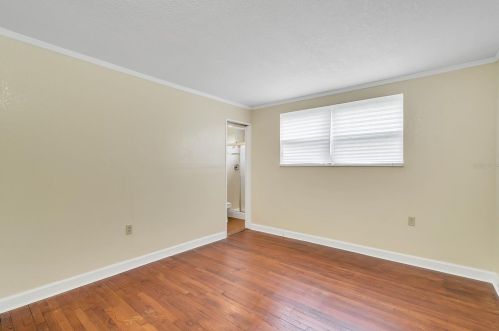 1006 Venetian Ave, Orlando FL  32804-2154 exterior