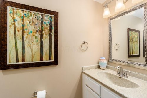 1180 Weeping Willow Ct, Blacklick OH  43004-5013 exterior